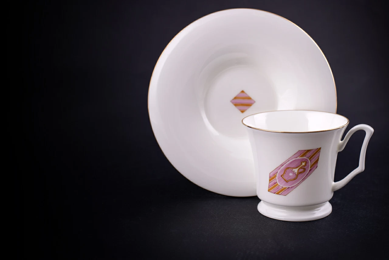 Чашка с блюдцем кофейная, рисунок Конфета Лакомка, форма Юлия, арт 61.21052.00.1, 