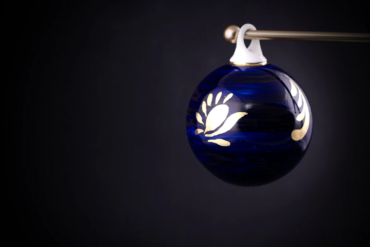 Елочная игрушка Шар, рисунок Синий бархат, арт 60.15221.00.1, 