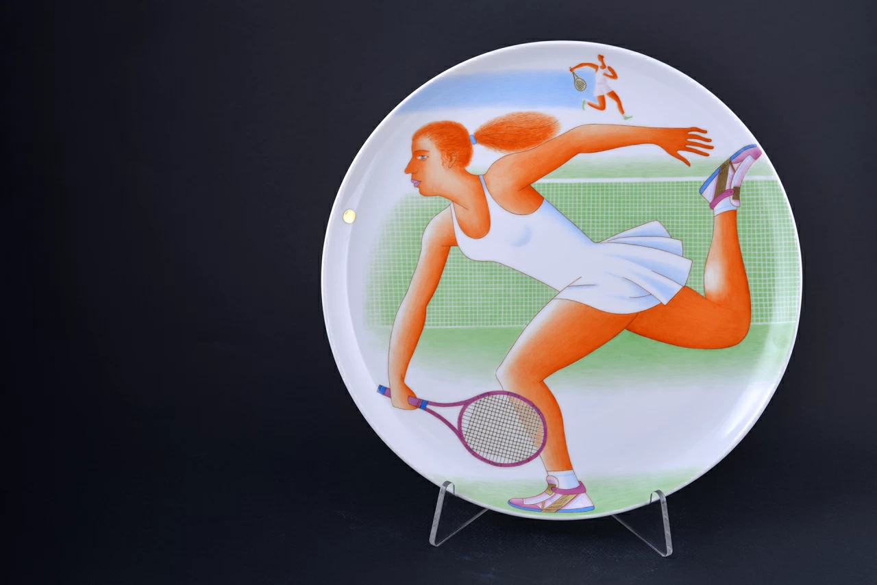 Декоративная тарелка На корте, на форме Осень 310 мм, арт 60.09776.00.5, 