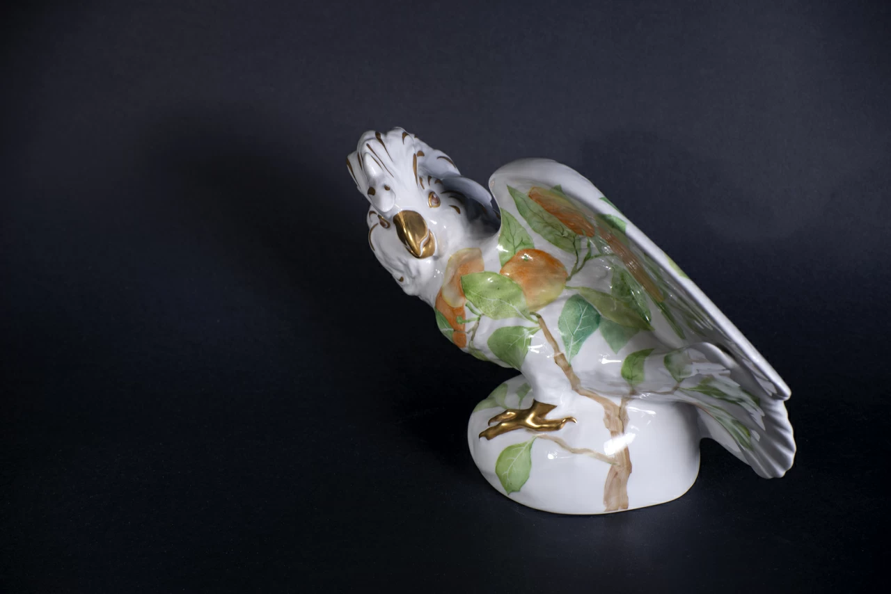 Скульптура Апельсиновый Кен на форме Какаду молуккский, арт 62.14145.00.1, 