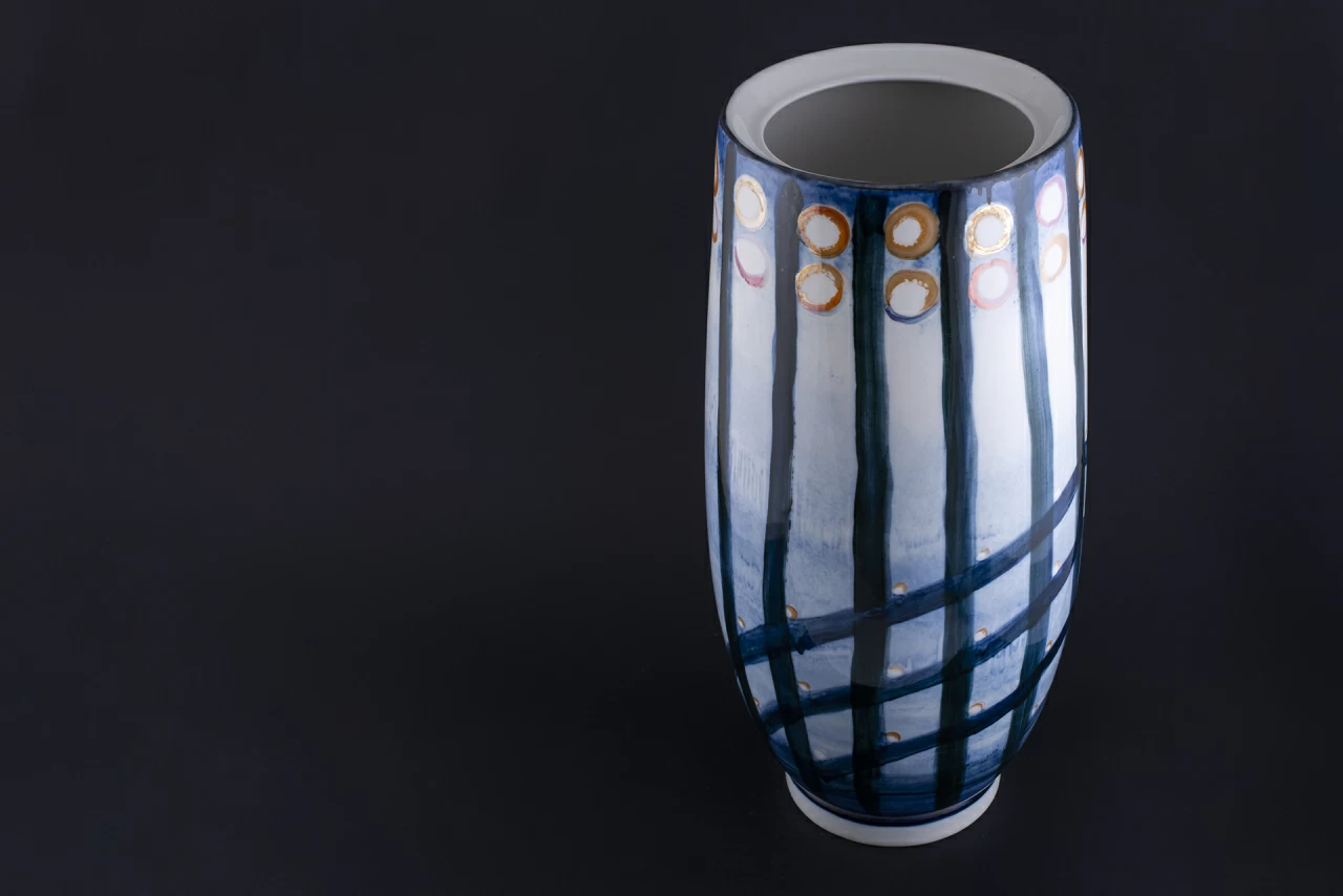 Ваза Ноктюрн на форме Карелия, арт 60.10634.00.1, 