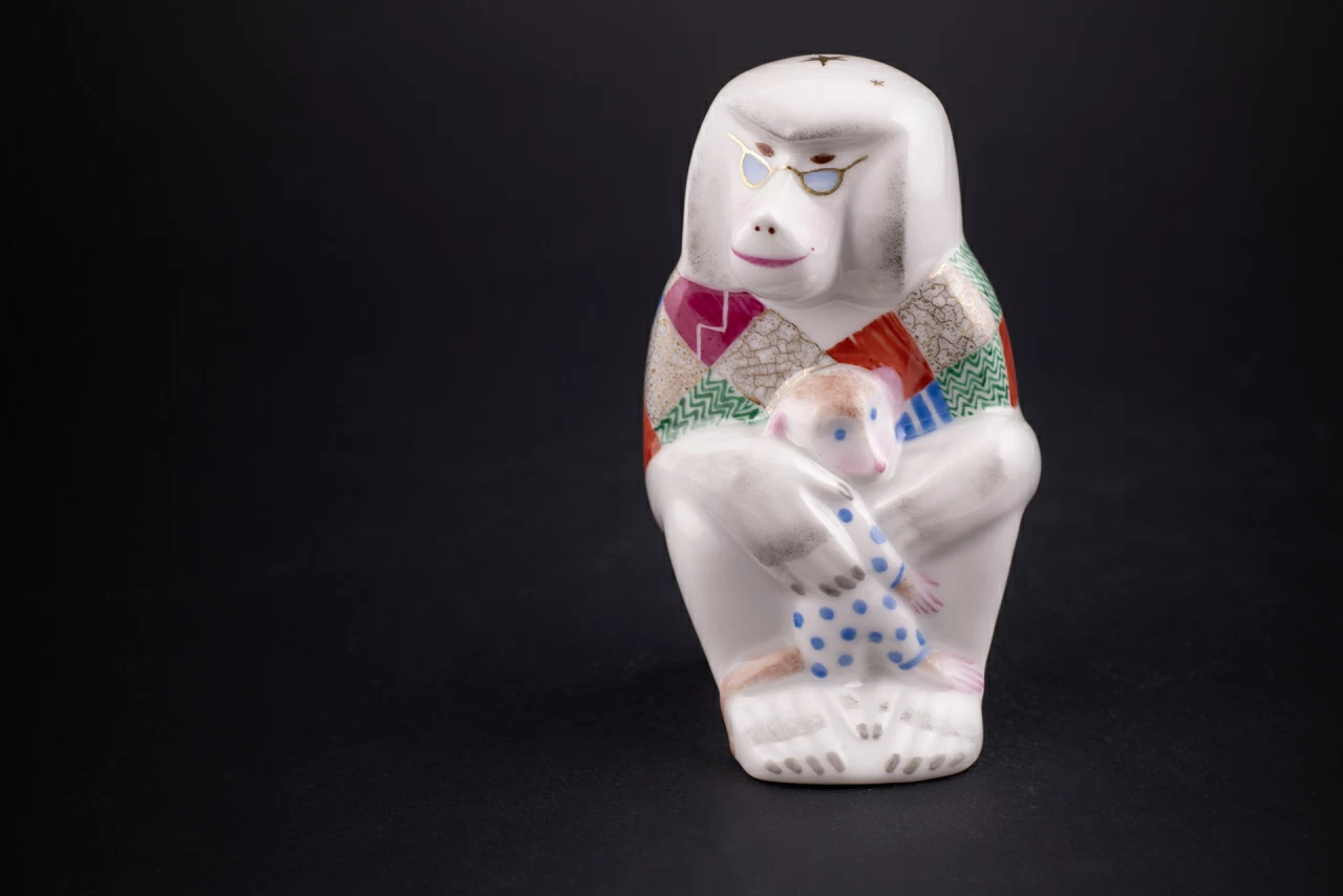 Скульптура Павиан с детенышем, рисунок Зимняя сказка, арт 62.09299.00.1, 