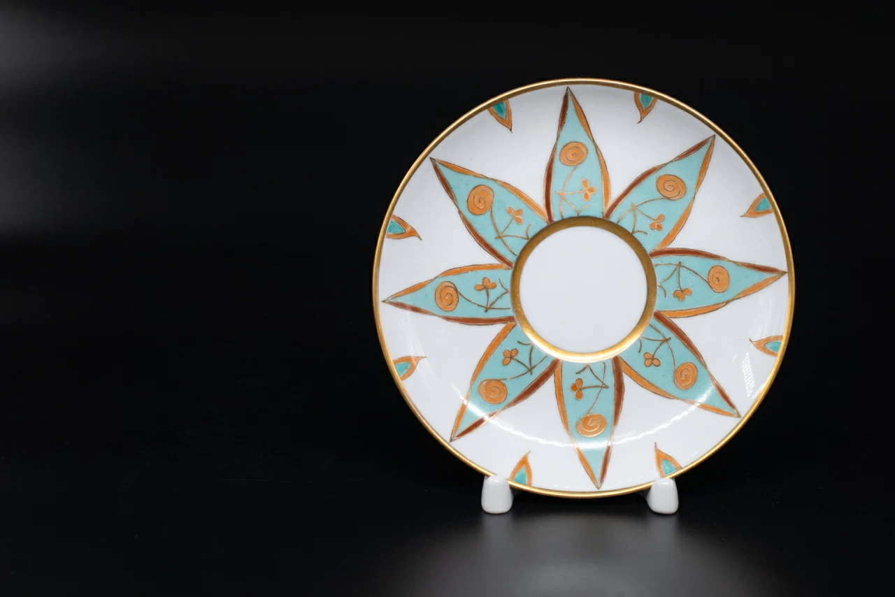 Блюдце чайное Рыбы. Знак Зодиака на форме Эллипс, арт 60.05725.00.2, 