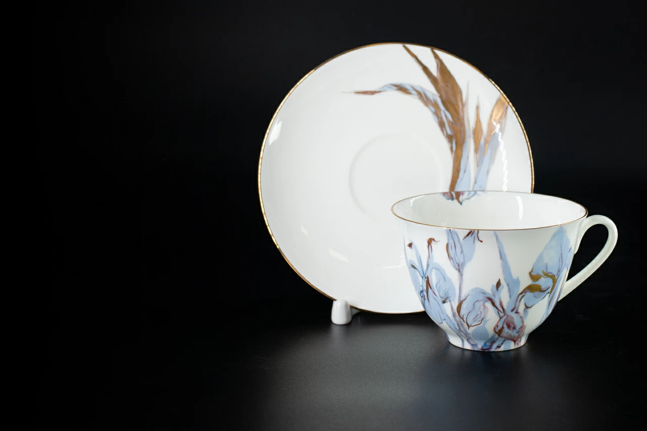 Чашка с блюдцем Любимые Цветы Модерна 4, на форме Весенняя, арт 61.21003.00.1, 