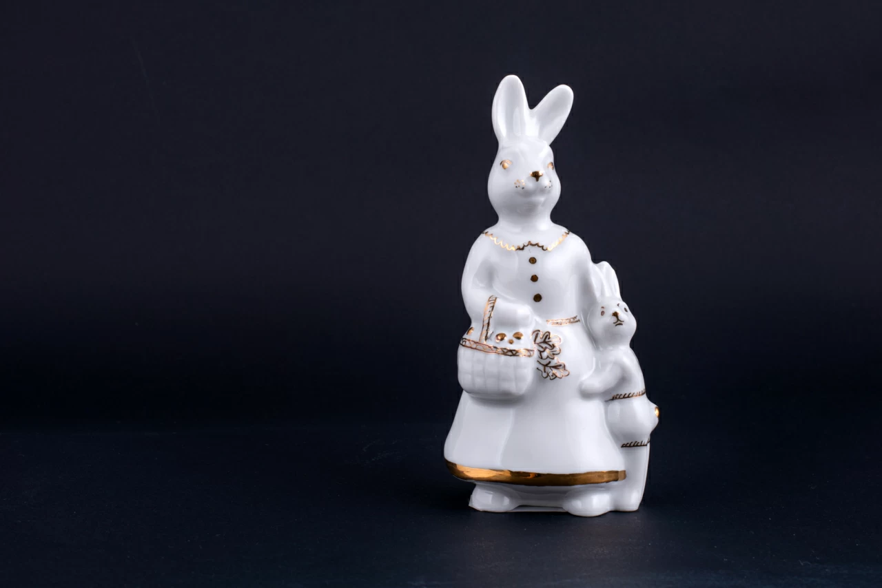 Скульптура Зайчиха-мама, рисунок Золотой, арт 62.15763.00.1,  Скульптура Зайчиха-мама, рисунок Золотой, арт 62.15763.00.1,