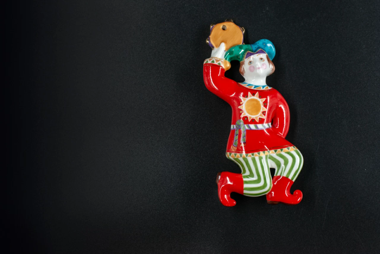 Игрушка (подвеска) Скоморох с бубном Солнечный, арт 60.14825.00.5,  Игрушка (подвеска) Скоморох с бубном Солнечный, арт 60.14825.00.5,