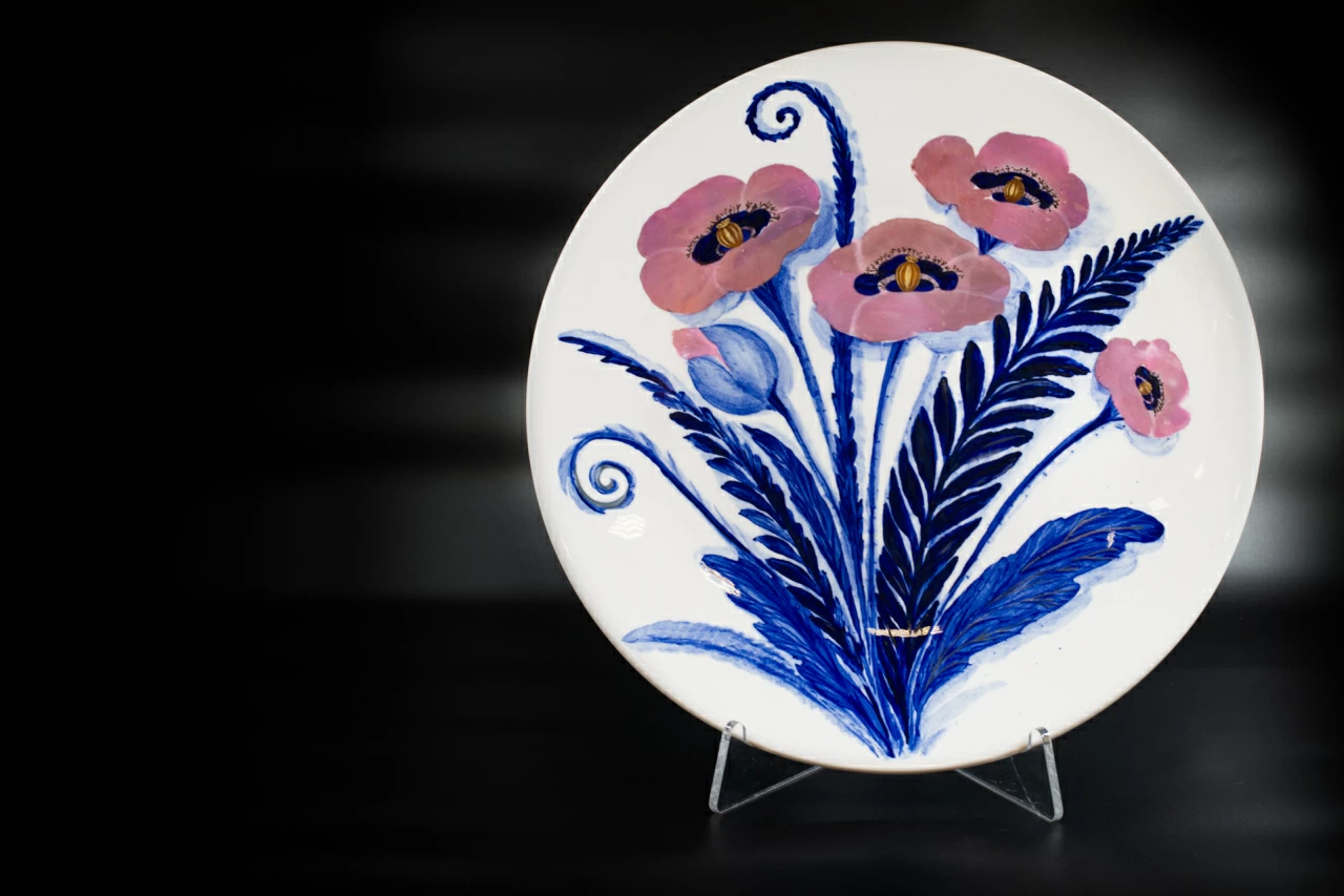 Декоративное блюдо 430 мм Маки на форме Круглая, арт 60.09275.00.1, 