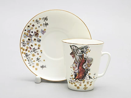 Трехпредметный комплект форма Майская рисунок "Семь нот от Миши Ленна" Ми 165 мл арт. 81.30093.00.1 Трехпредметный комплект форма Майская рисунок "Семь нот от Миши Ленна" Ми 165 мл арт. 81.30093.00.1