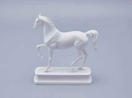 Скульптура в подарочной упаковке, форма Конь Липицциан, рисунок Белый арт. 81.18630.00.1, 