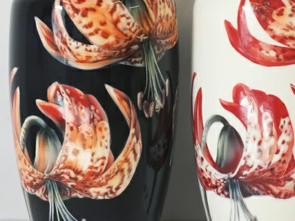 Ваза форма Китайская среднего размера рисунок Ирисы Лилия темный, арт. 80.47142.00.1, 