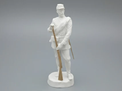 Скульптура Рядовой русской пехоты эпохи Александра II, в подарочной упаковке, рисунок Белый бисквит, арт 81.33425.00.1, 