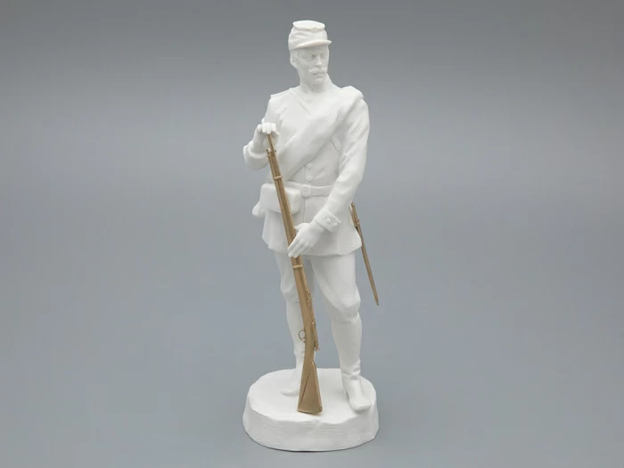 Скульптура Рядовой русской пехоты эпохи Александра II, в подарочной упаковке, рисунок Белый бисквит, арт 81.33425.00.1, 