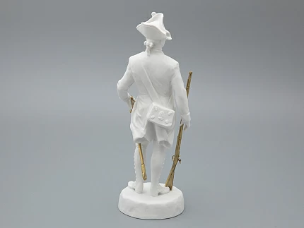 Скульптура Мушкетер эпохи Екатерины Великой, в подарочной упаковке, рисунок Белый бисквит, арт 81.31939.00.1