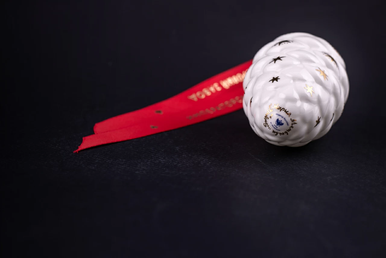 Елочная игрушка Шишка, рисунок Рождество, арт 60.21175.00.1, 