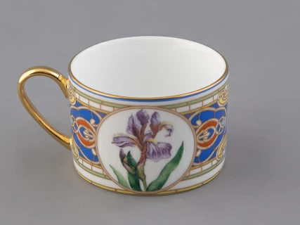 Чашка с блюдцем 250 мл в подарочной упаковке форма Соло, рисунок Нежный Ирис, арт. 81.32657.00.1,  Чашка с блюдцем 250 мл в подарочной упаковке форма Соло, рисунок Нежный Ирис, арт. 81.32657.00.1,