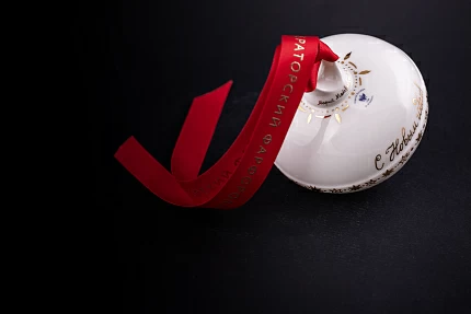 Елочная игрушка Луковица, рисунок Золотой бант, арт 60.21179.00.1