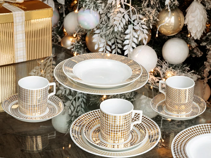 Чашка с блюдцем чайная форма Гербовая рисунок Зазеркалье. Квадраты, арт. 81.27710.00.1, 