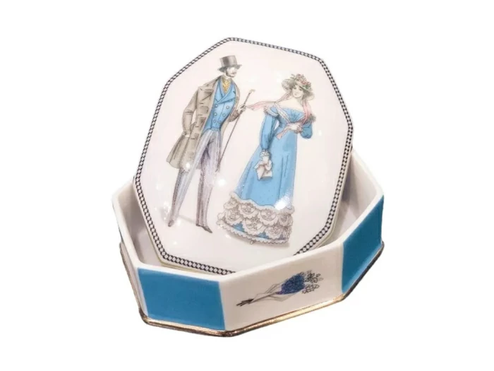 Туалетная коробочка форма Граненая, рисунок Modes de Paris арт. 81.26463.00.1,  Туалетная коробочка форма Граненая, рисунок Modes de Paris арт. 81.26463.00.1,