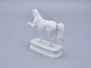 Скульптура в подарочной упаковке, форма Конь Ганноверский, рисунок Белый арт. 81.23029.00.1, 
