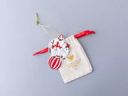 Елочная игрушка Гранд цирк в подарочной упаковке, рисунок Слон на шаре арт 81.34387.00.1