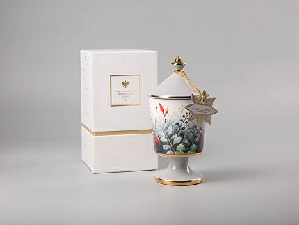 Свеча ароматическая в подарочной упаковке, форма Идиллия рисунок Календа аромат Пряная карамель арт. 81.31003.00.1