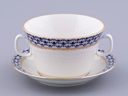 Чашка с блюдцем для бульона Молодежная Кобальтовая сетка арт. 81.13919.00.1 Чашка с блюдцем для бульона Молодежная Кобальтовая сетка арт. 81.13919.00.1