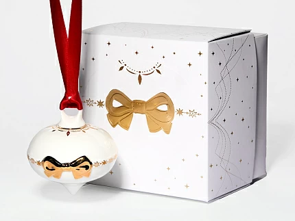 Елочная игрушка в подарочной упаковке, форма Луковица, рисунок Золотой бант, арт. 81.33930.00.1