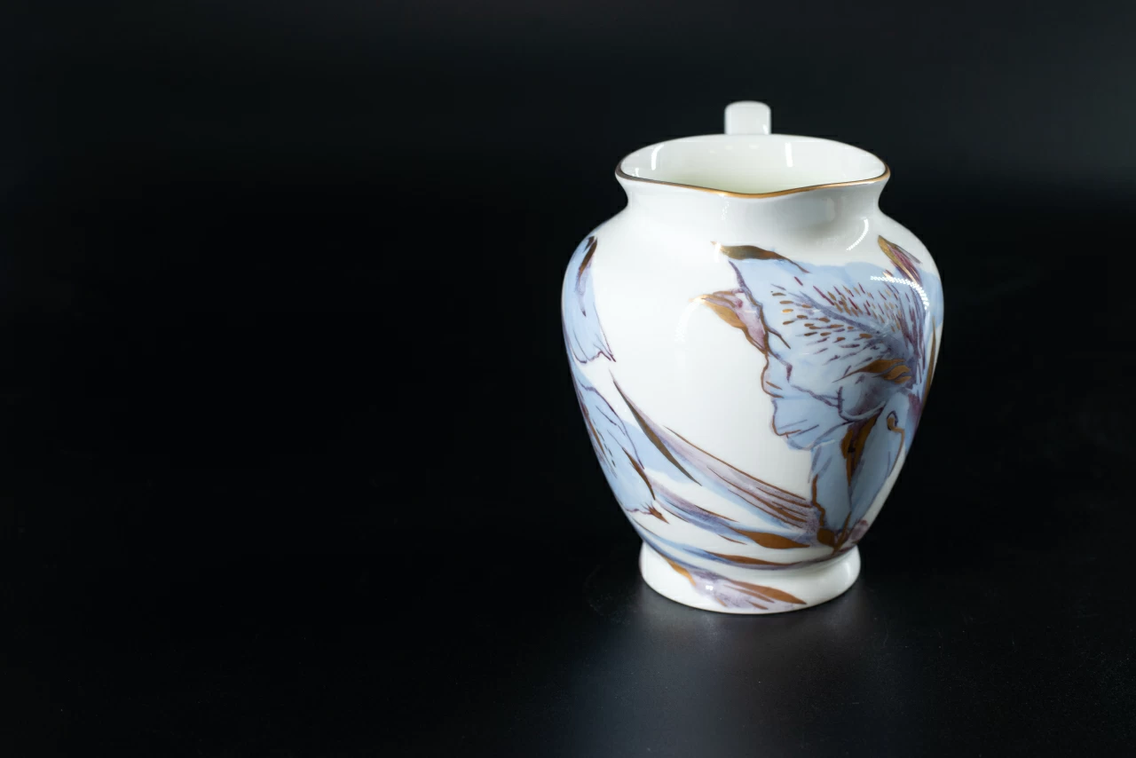 Сливочник 400 мл., форма Весенняя, рисунок  Любимые цветы модерна арт 60.14790.00.1, 