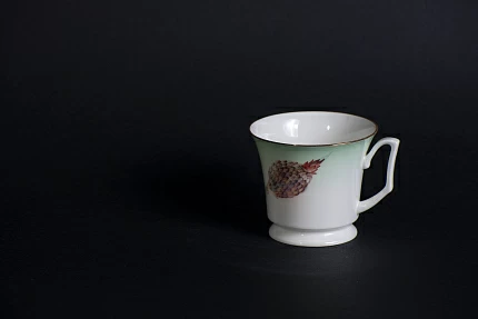 Чашка с блюдцем Татьянин день на форме Юлия, рисунок 2