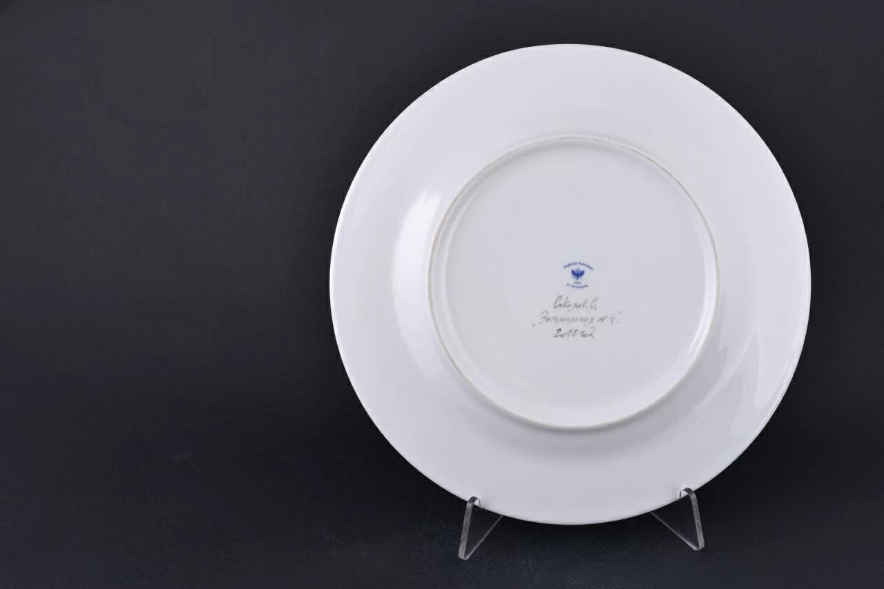 Декоративная тарелка Энтомология, на форме Mazarin 300 мм, арт 60.12023.00.5, 