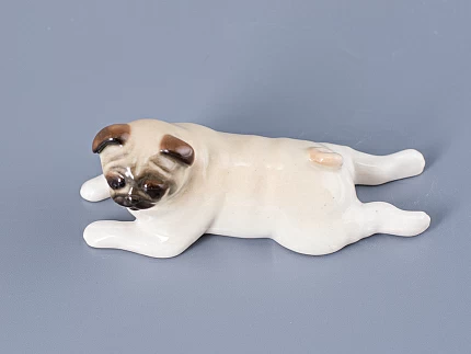 Скульптура Мопс лежащий арт. 82.79496.00.1 Скульптура Мопс лежащий арт. 82.79496.00.1