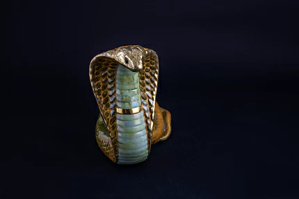 Кобра Золотая змейка, арт 62.16151.00.1 Кобра Золотая змейка, арт 62.16151.00.1