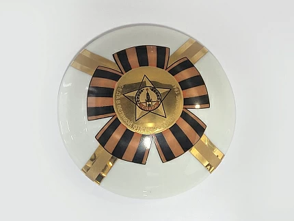 Крышка к бокалу форма Снежное утро, рисунок Подарок, арт 80.68672.00.1 Крышка к бокалу форма Снежное утро, рисунок Подарок, арт 80.68672.00.1