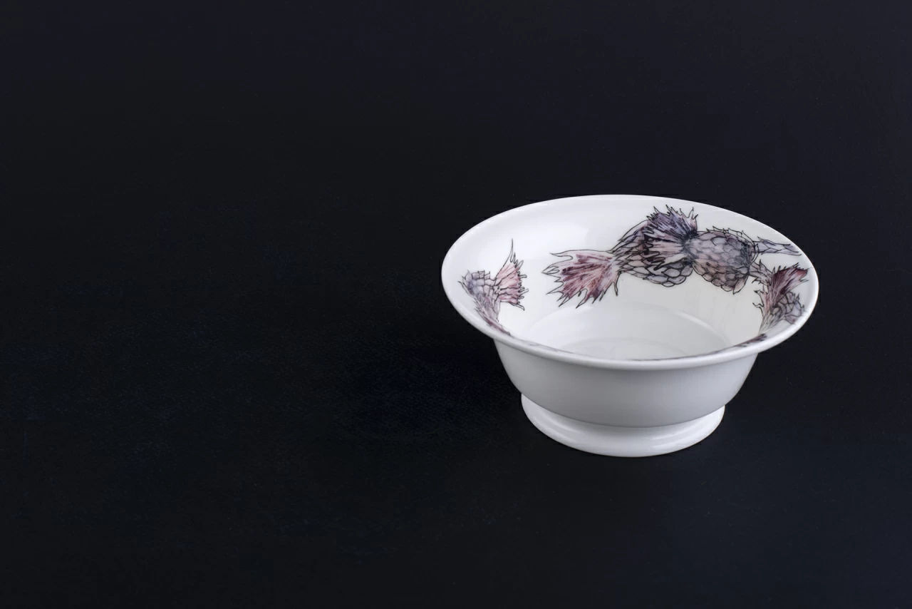 Салатник Розовый колючий цветок на форме Александрия арт 60.13548.00.1, 