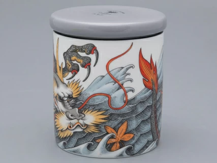 Подарочный набор Свеча форма ТОП рисунок TATTOO Dragon аромат Загадочный лес арт. 81.32067.00.1, 