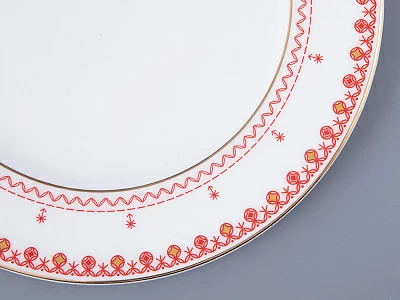 Тарелка плоская 270 мм форма Премиум рисунок Петушки-гребешки, арт 80.49802.00.1