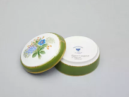 Туалетная коробочка форма Овальная рисунок Букет с анемоном арт. 80.60094.00.1