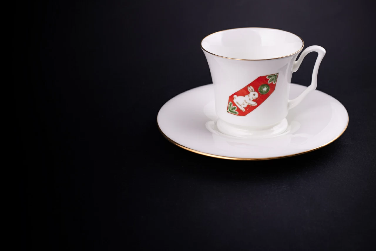 Чашка с блюдцем кофейная, рисунок Конфета Зайчик, форма Юлия, арт 61.21051.00.1, 