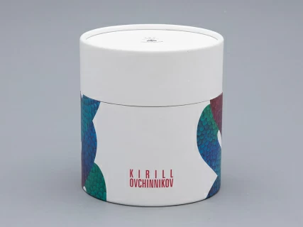 Свеча ароматическая в подарочной упаковке, форма top, рисунок Лунный змей, аромат Северное сияние, арт. 81.33150.00.1,  Свеча ароматическая в подарочной упаковке, форма top, рисунок Лунный змей, аромат Северное сияние, арт. 81.33150.00.1,