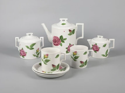 Сервиз чайный форма Гербовая рисунок Розариум 6 персон 14 предметов арт. 81.32001.00.1, 