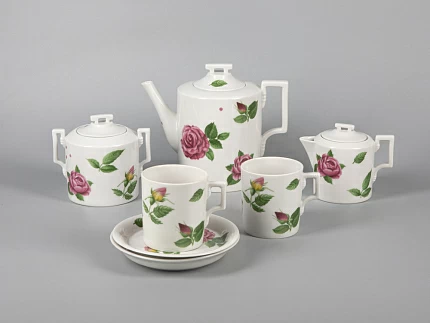 Сервиз чайный форма Гербовая рисунок Розариум 6 персон 14 предметов арт. 81.32001.00.1