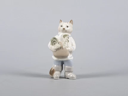 Скульптура  Кот с петушком Друзья арт. 82.43057.00.1 Скульптура  Кот с петушком Друзья арт. 82.43057.00.1