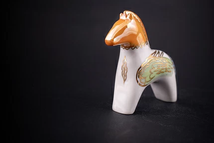 Скульптура на форме Лошадь, Три вкуса, арт 62.21209.00.1