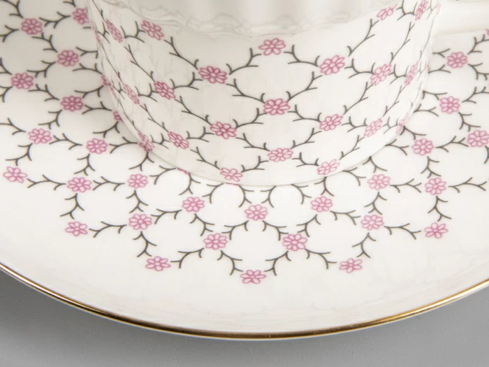 Трехпредметный комплект чайный форма Волна рисунок Розовая сетка 155 мл арт. 81.14622.00.1, 