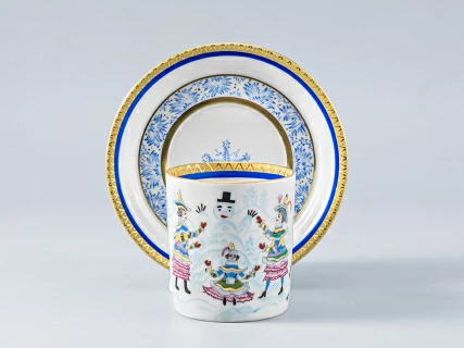 Сервиз чайный форма Гербовая рисунок Зимние забавы, 4 персон 11 предметов, арт. 81.14057.01.1, 