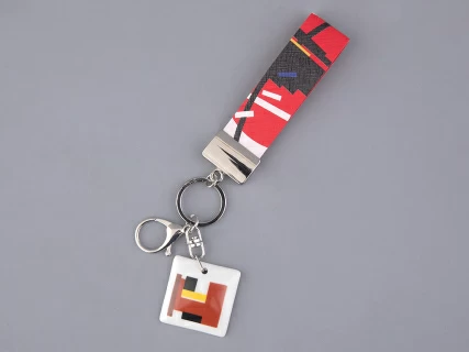 Брелок подвеска в подарочной упаковке, форма Квадрат, рисунок Суетон 2, арт 81.33232.00.1, 