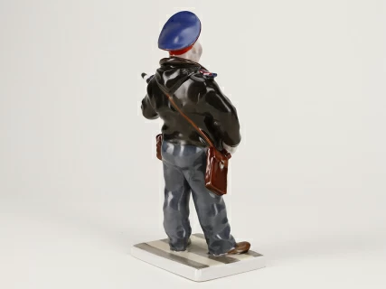 Скульптура Гаишник Друг автомобилиста, арт 82.47646.00.1, 