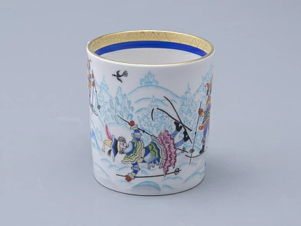 Сервиз чайный форма Гербовая рисунок Зимние забавы, 4 персоны 10 предметов арт. 81.20899.00.1 Сервиз чайный форма Гербовая рисунок Зимние забавы, 4 персоны 10 предметов арт. 81.20899.00.1