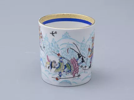 Сервиз чайный форма Гербовая рисунок Зимние забавы, 4 персоны 10 предметов арт. 81.20899.00.1