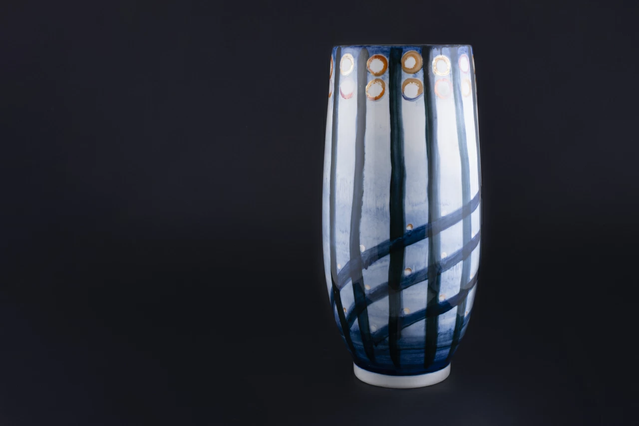 Ваза Ноктюрн на форме Карелия, арт 60.10634.00.1, 